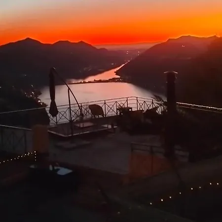 Apartment La Perla Di Bre' *